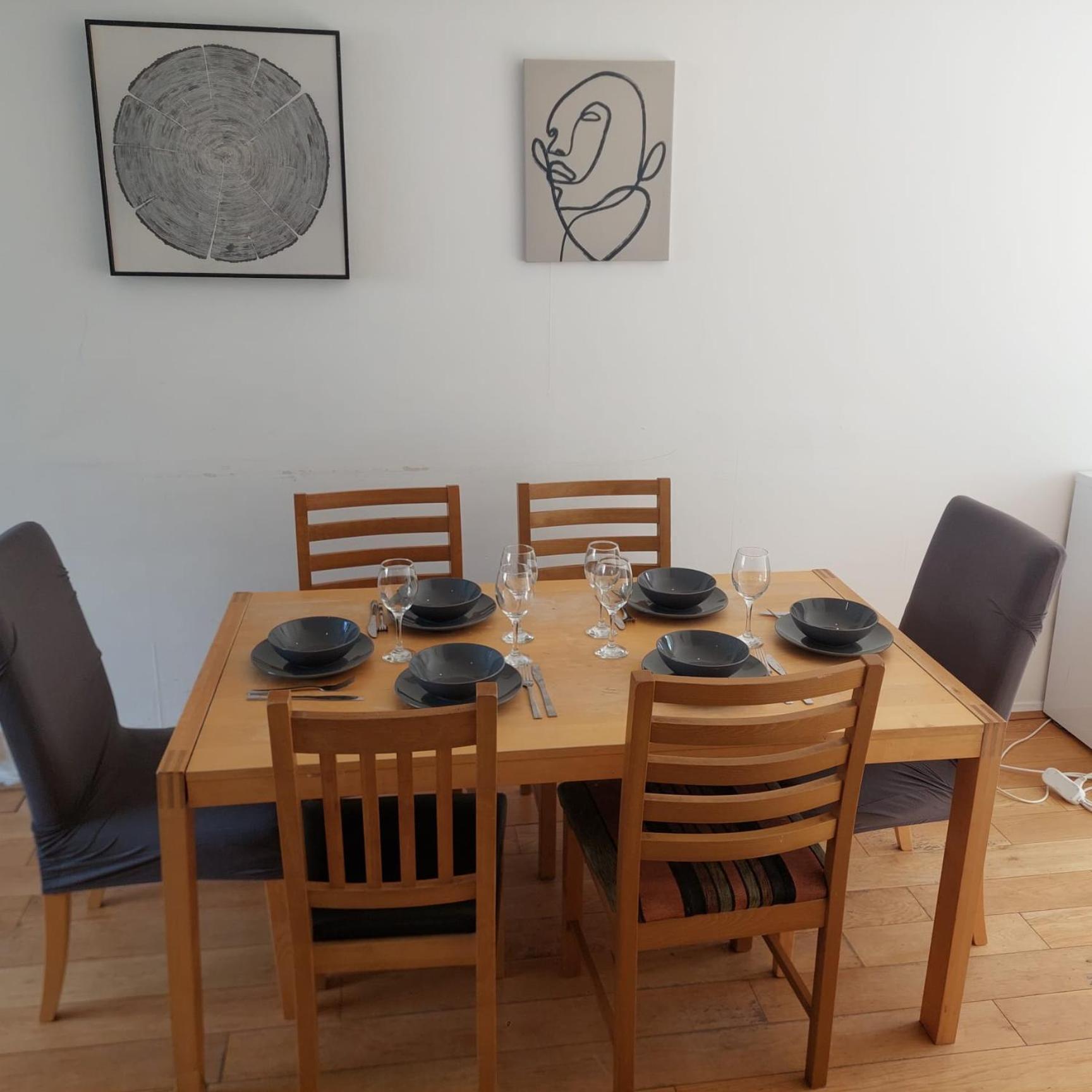 3 Bedroom House Wimbledon *
