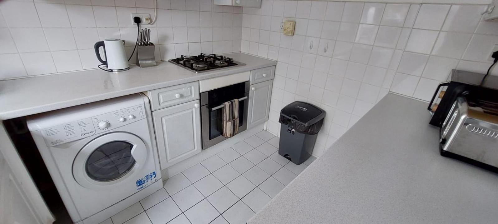 Сasa de vacaciones 3 Bedroom House Wimbledon Londres